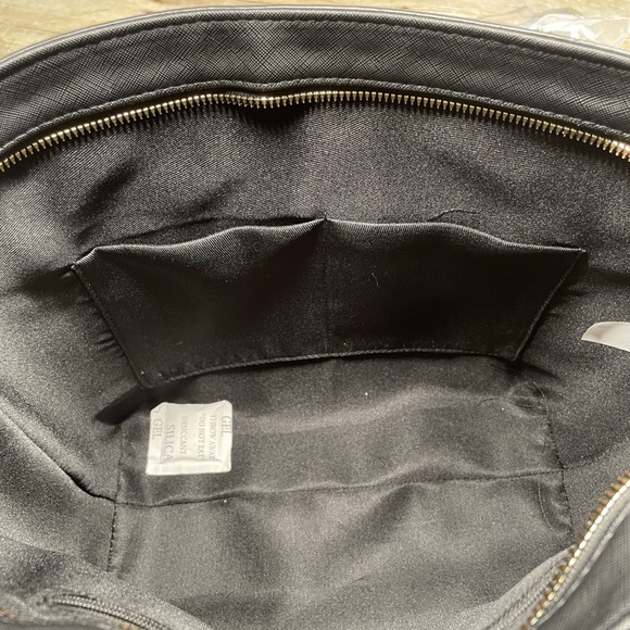 Lou Black and White Striped Women's Bag - Picture 7 of 7